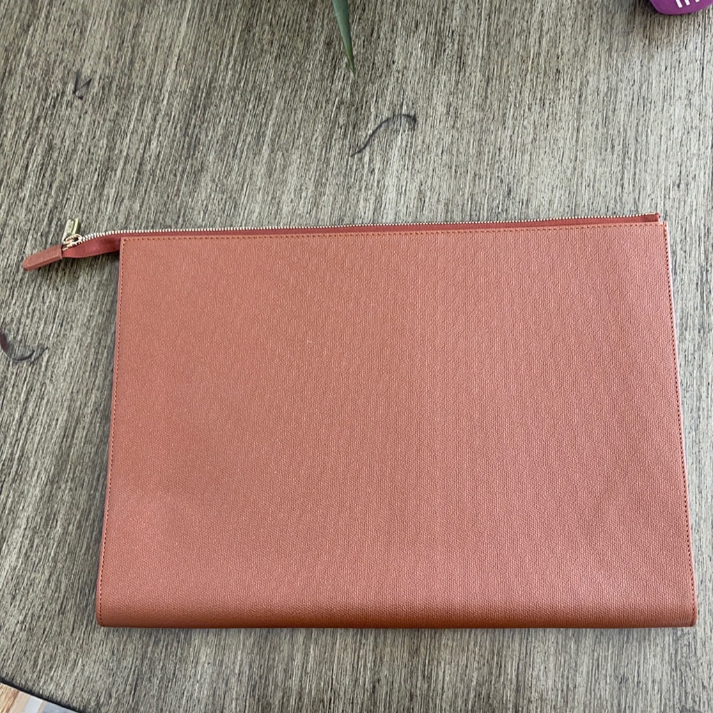 Rolex Tan Leather Pebble Grain Laptop Sleeve Case Rolex Tan Leather Pebble Grain Laptop Sleeve Case
